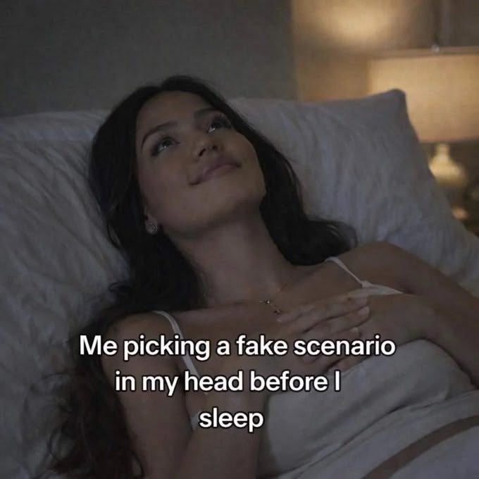 unknown girl🪐 tweet media