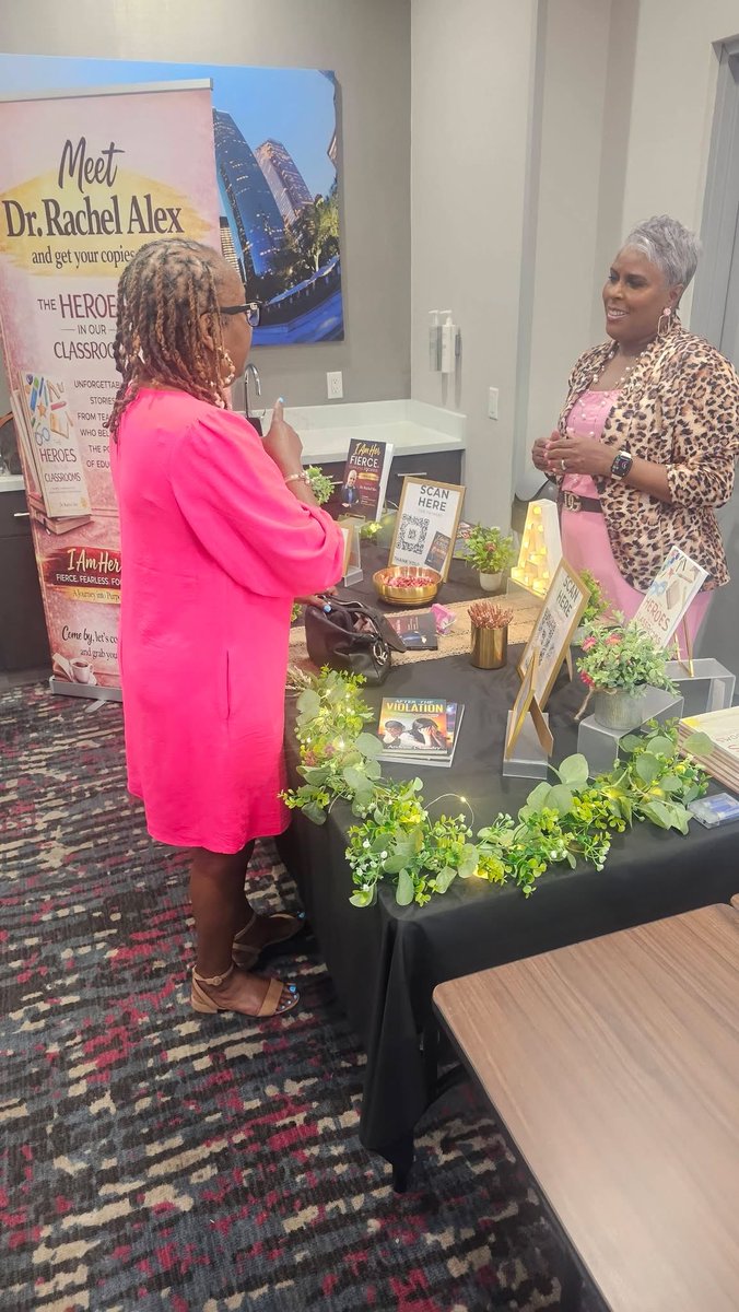 drrachelalex's tweet image. Grateful doesn’t even touch how I feel. This new chapter is full of excitement and intention. My rewirement season is about reconnection, repurpose, realignment, and reimagining a life where I am Fierce, Fearless, and Focused. ✨💗

#IAMHER #Purpose #Author #Rewirement #Joy