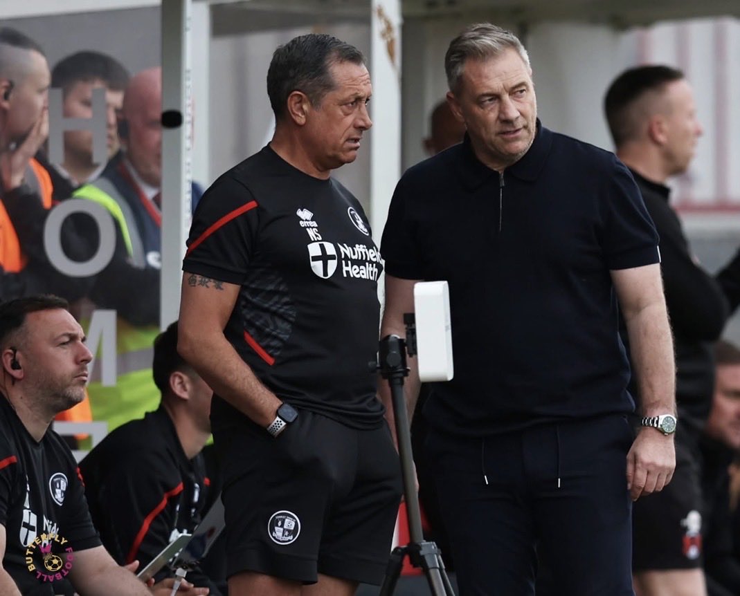 ButterflyFootie tweet media