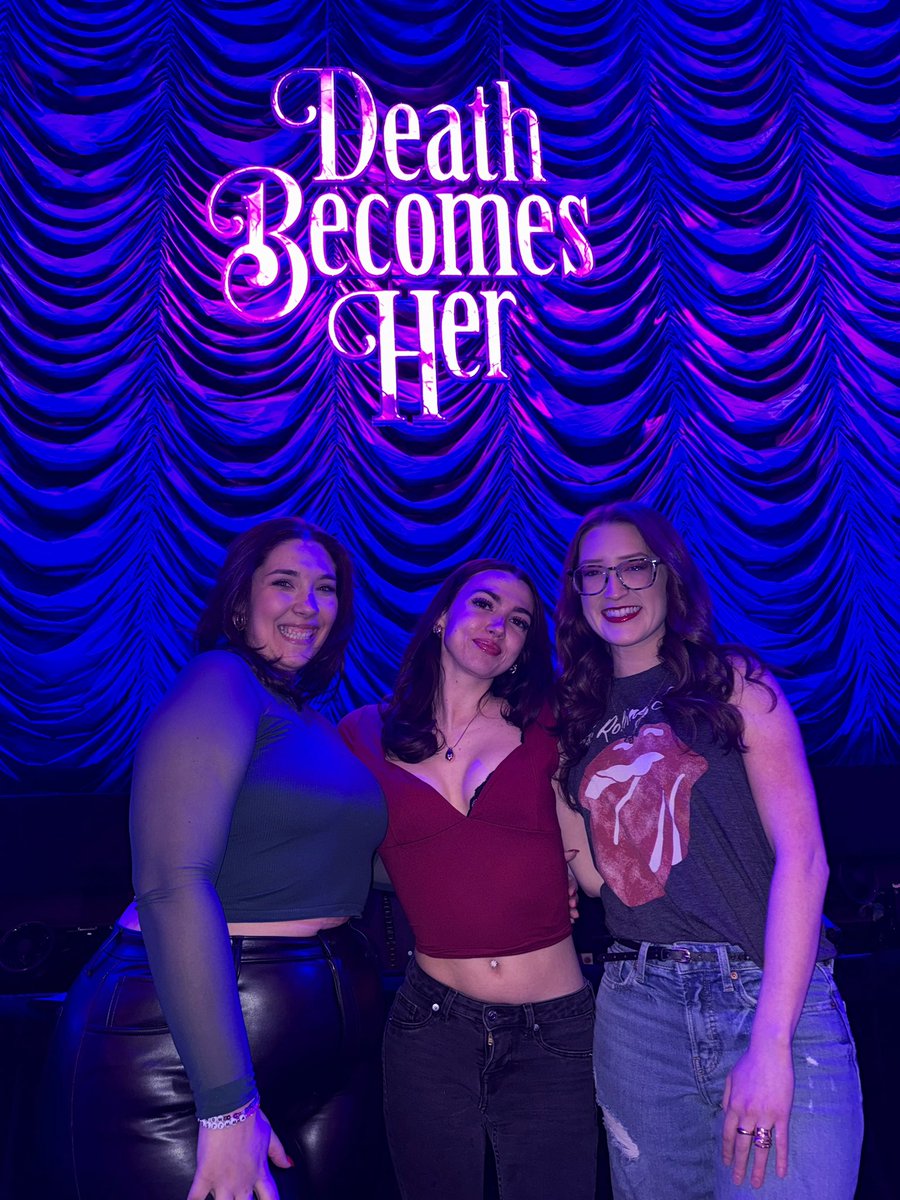 𝐿𝐼𝒱🍑 tweet media