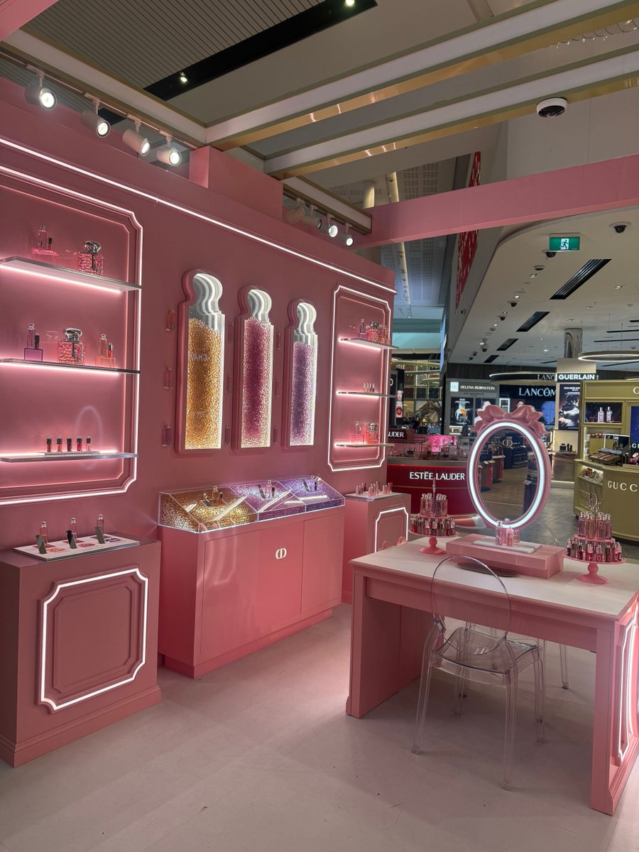 MsMaddisonJones tweet media