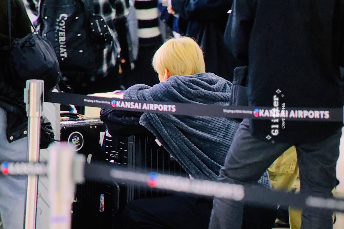 𝙂𝙡𝙞𝙩𝙩𝙚𝙧 tweet media