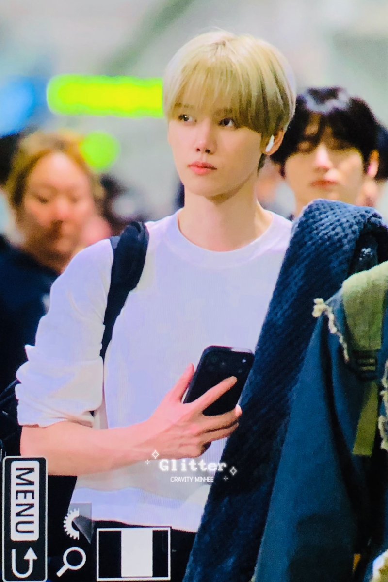 𝙂𝙡𝙞𝙩𝙩𝙚𝙧 tweet media