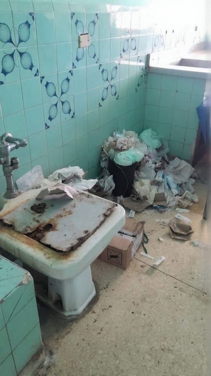 Coders4freedom tweet media