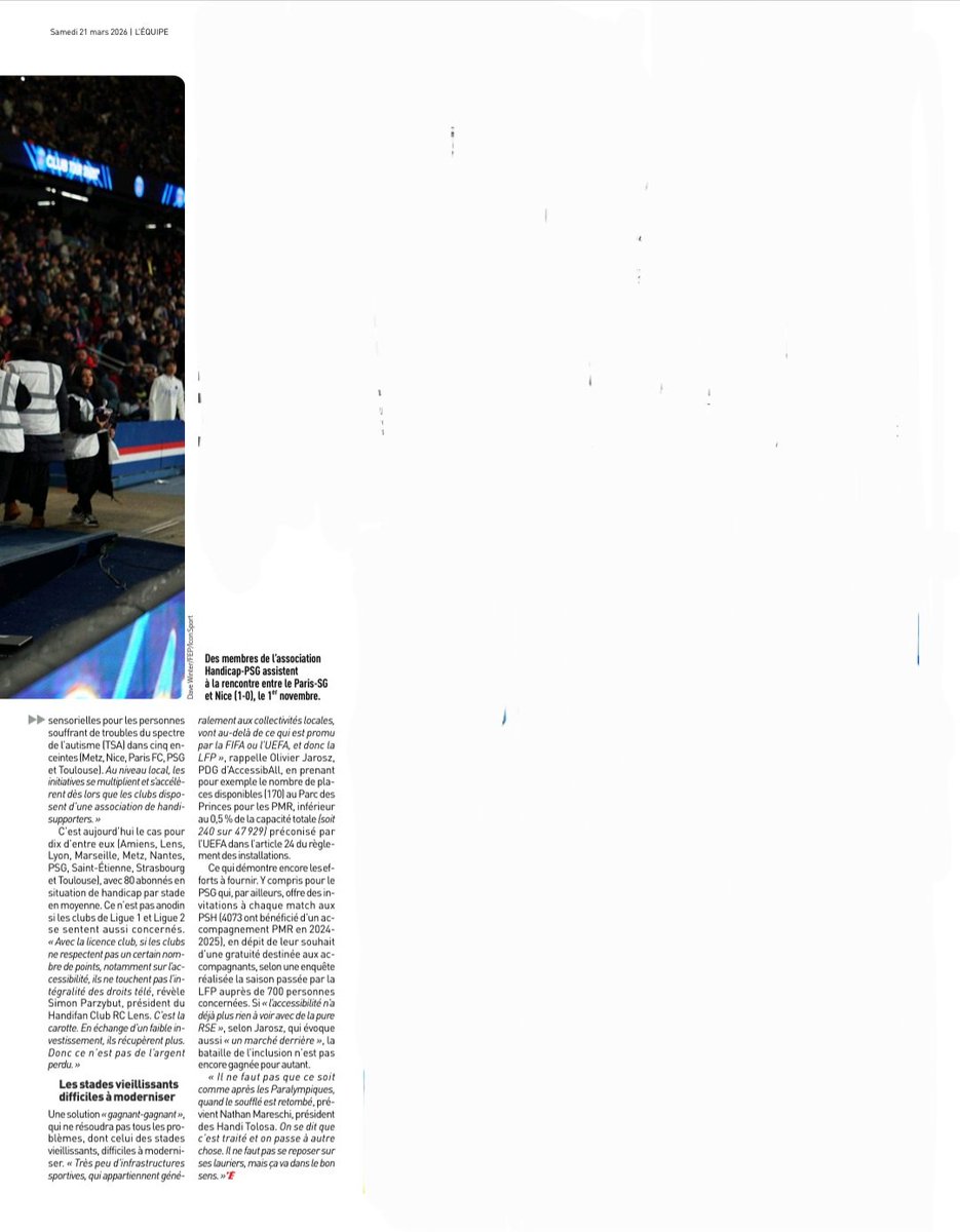 AUX TRIBUNES ! tweet media