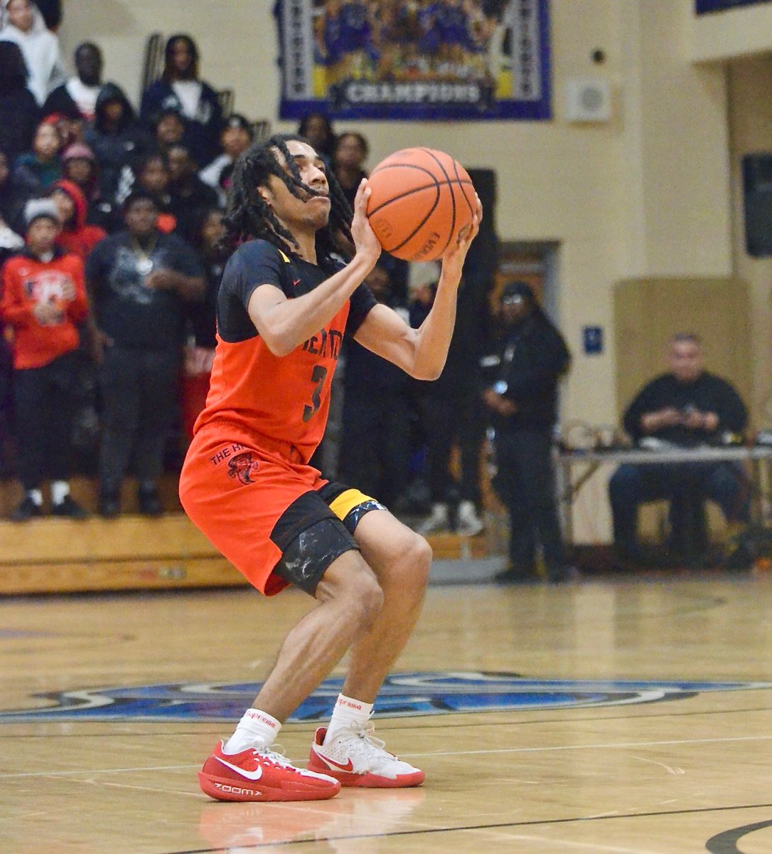 Darryl Young tweet media