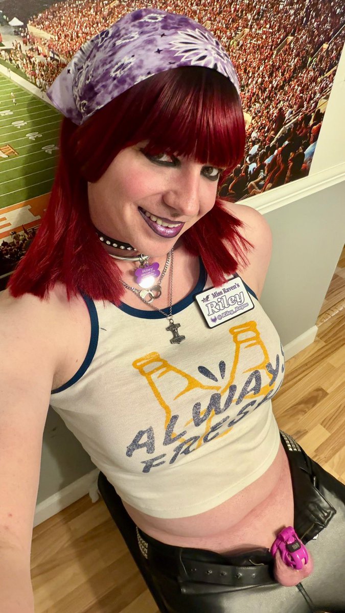 Riley_Rayne tweet media