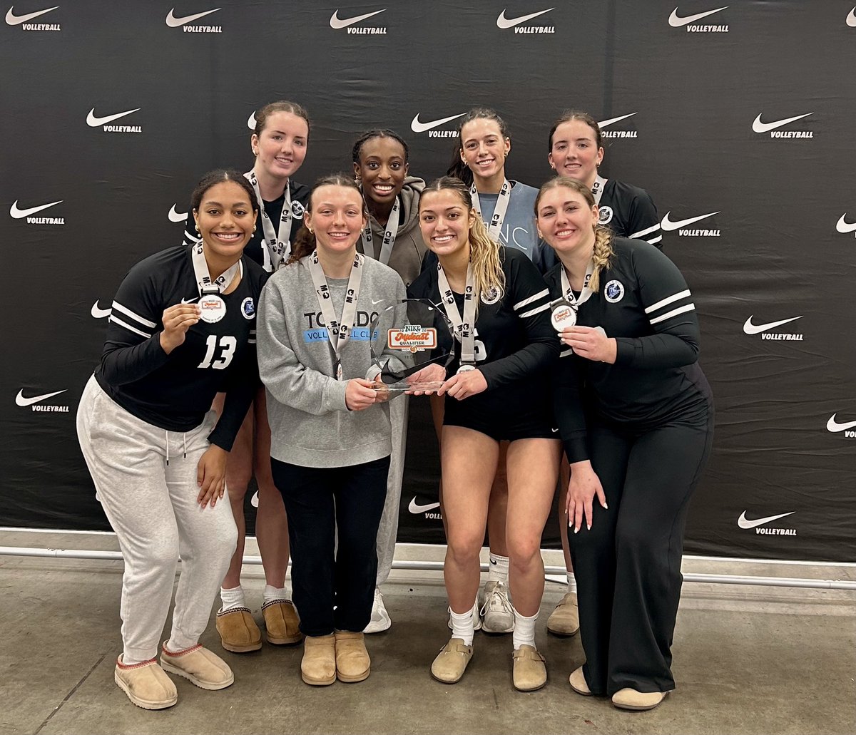 Toledo Volleyball Club 18-Black tweet media