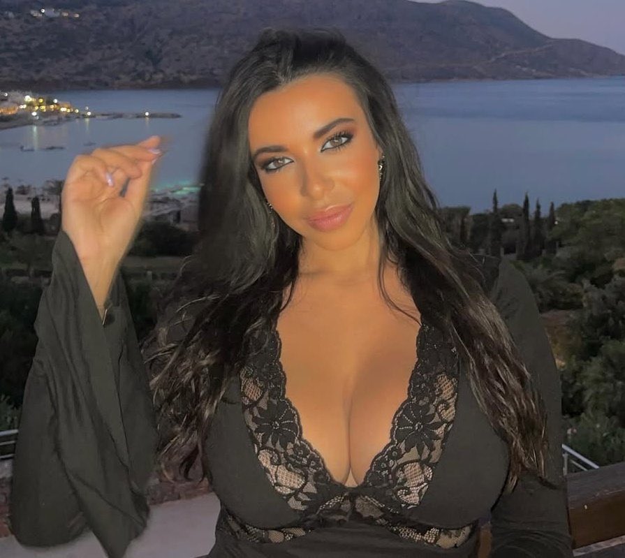 Muy.Mona/🇪🇸💚 tweet media