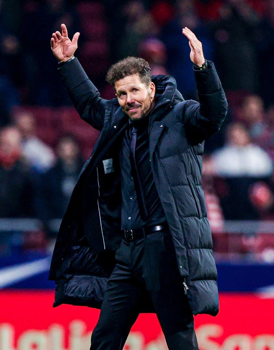 عمرو tweet media