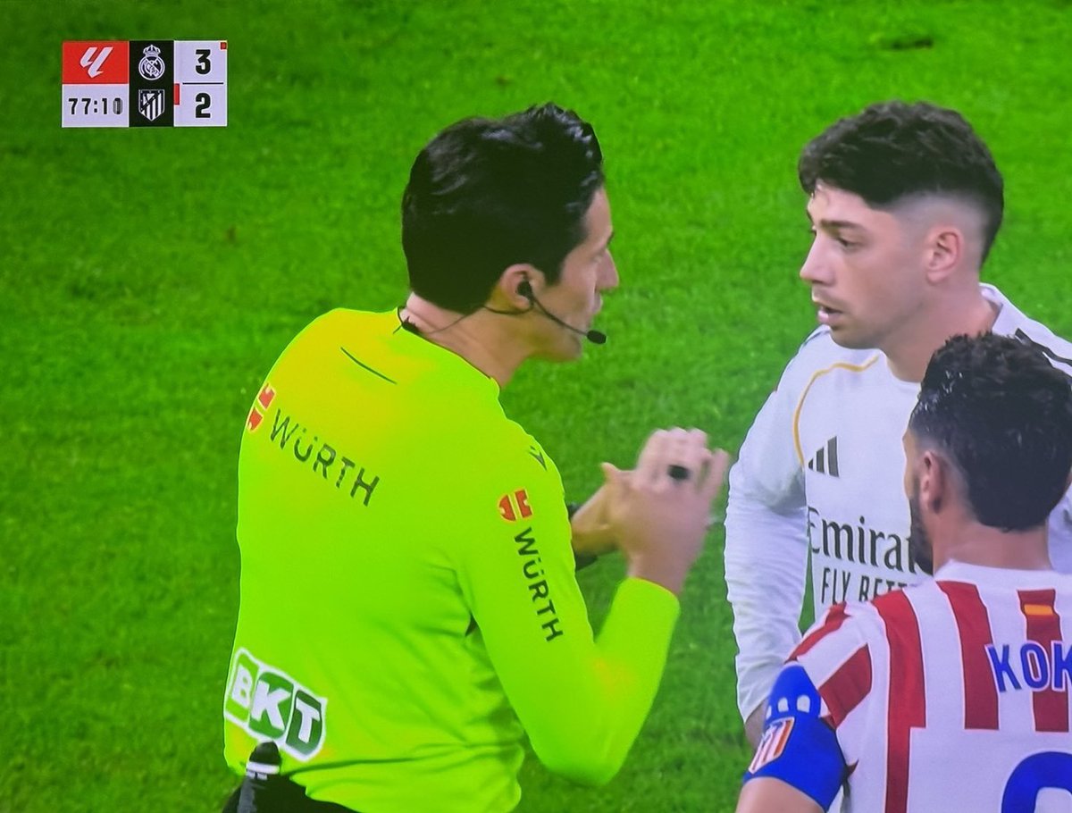 Llourinho tweet media