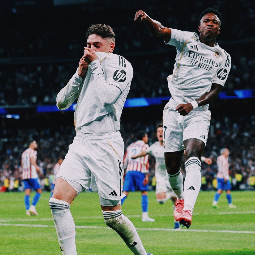 LimpiaYBlanca_'s tweet photo. Honrar la camiseta. Honrar la capital. https://t.co/R4VyzSrEp6