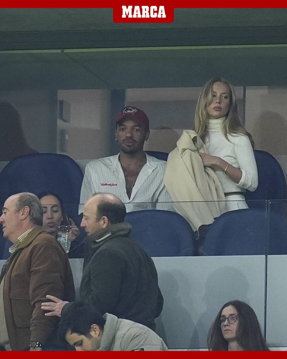 ️️ ️️ tweet media