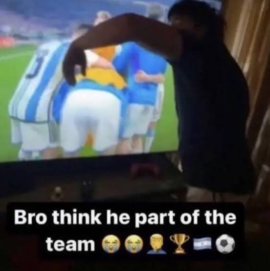 The Commentator tweet media