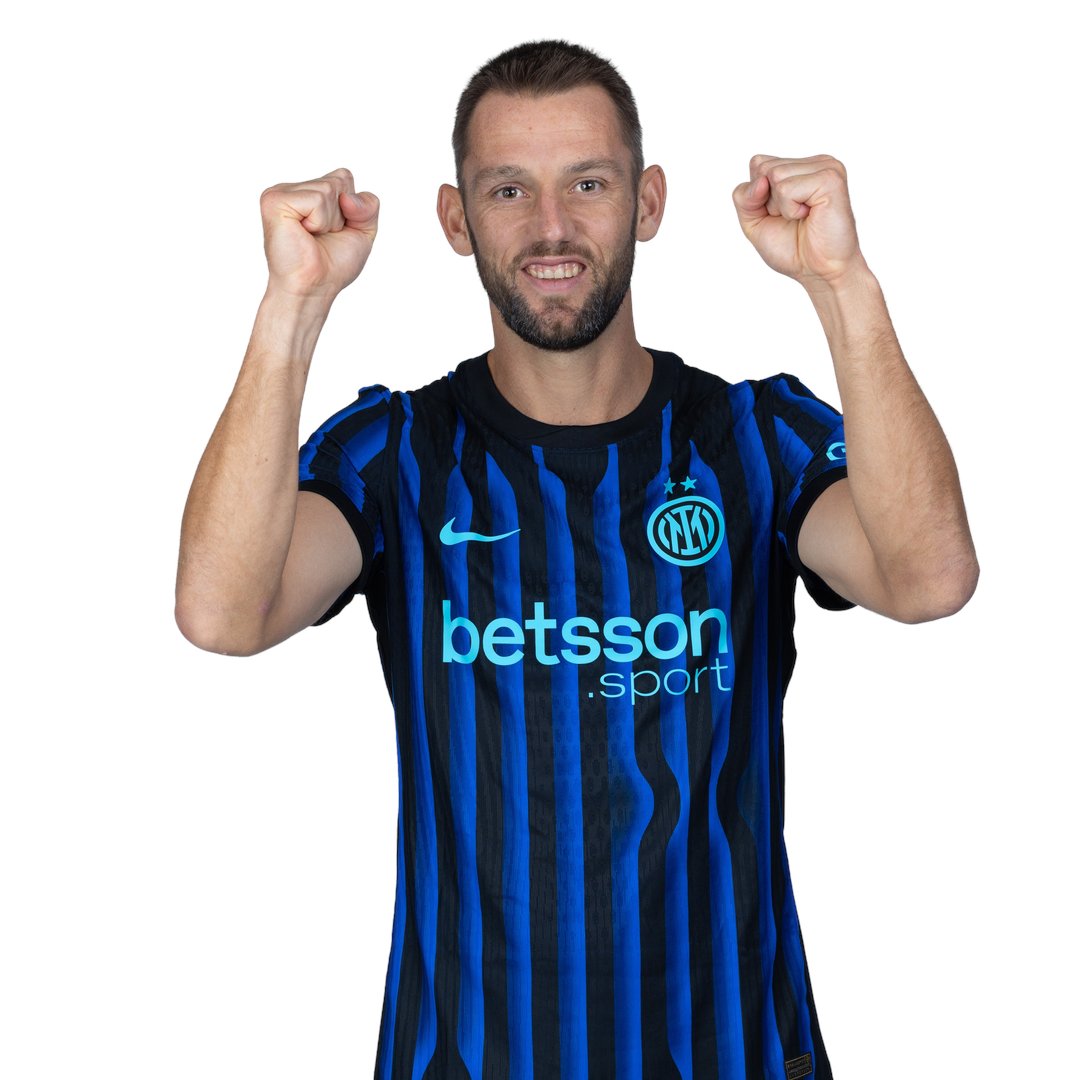 TRELAMENOS ERYTHROLEYKOS tweet media