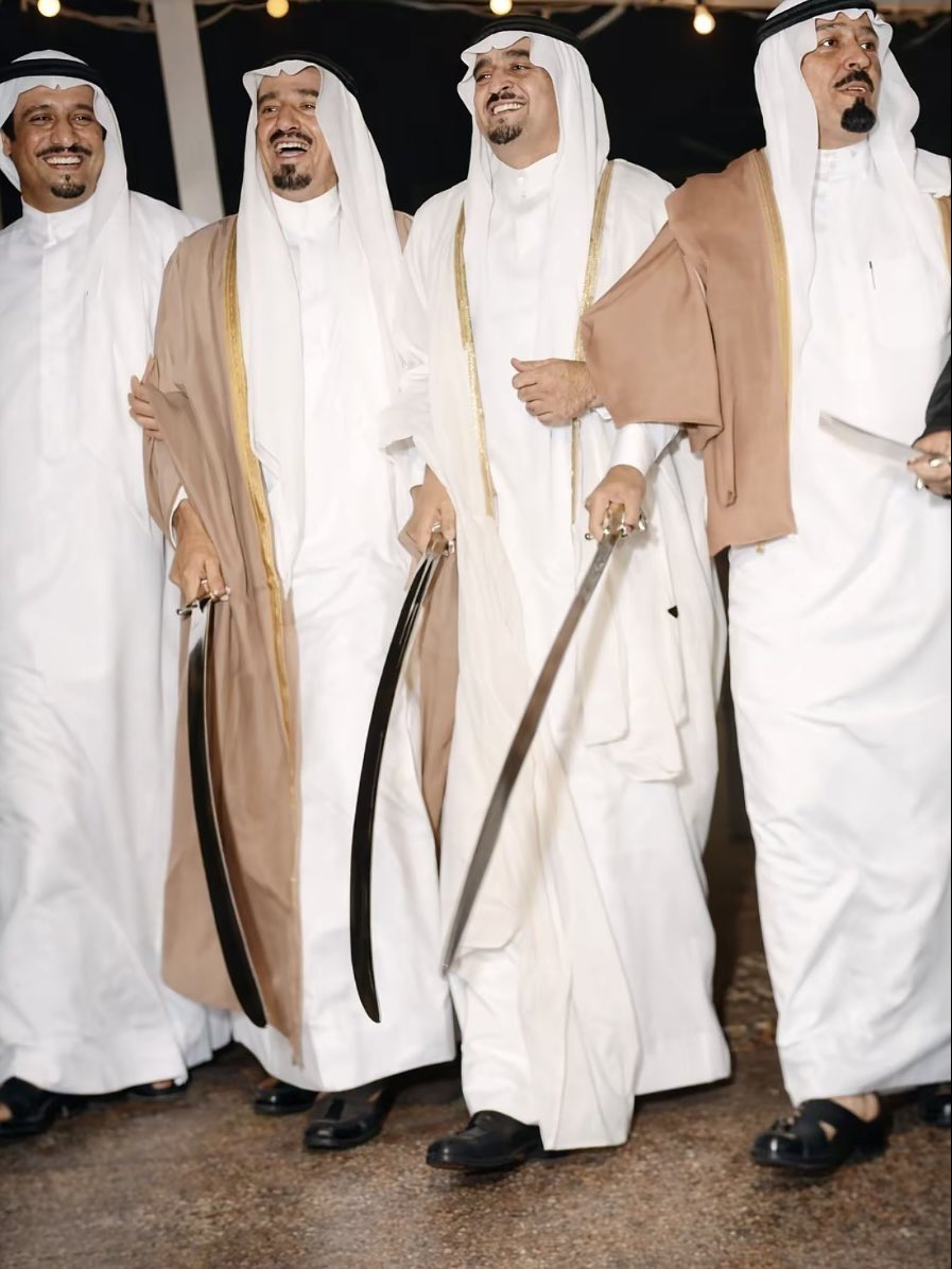 المعيه tweet media