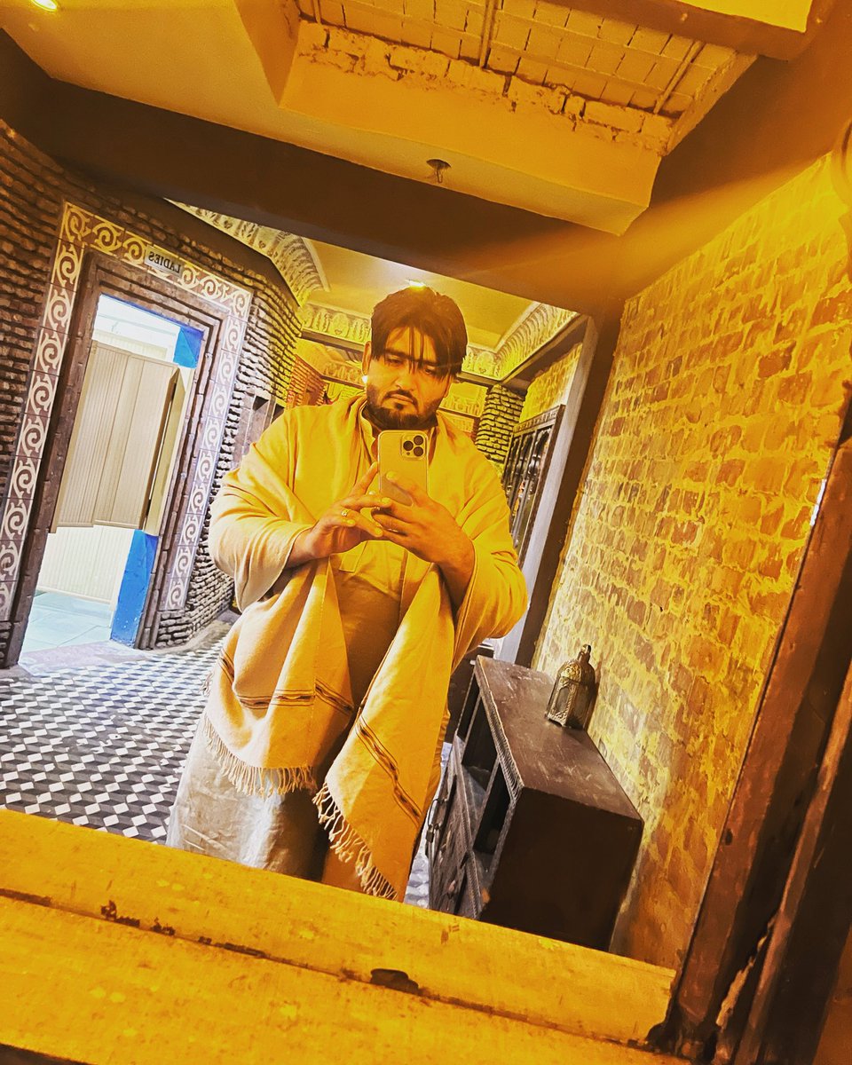 مبین tweet media