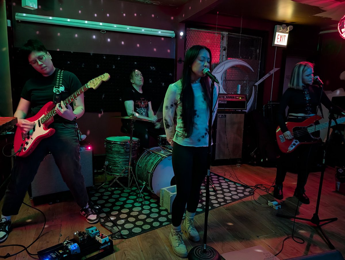 T w i t t e rB e e f tweet media