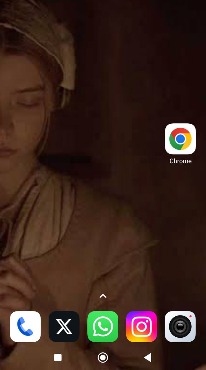 Amos_Fake's tweet photo. Print da minha tela que meu celular insiste em tirar do nada... https://t.co/d5oxnlskjm