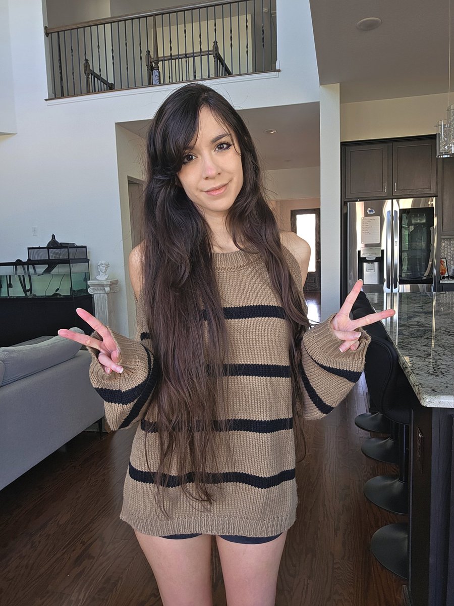 MaryMaybe tweet media