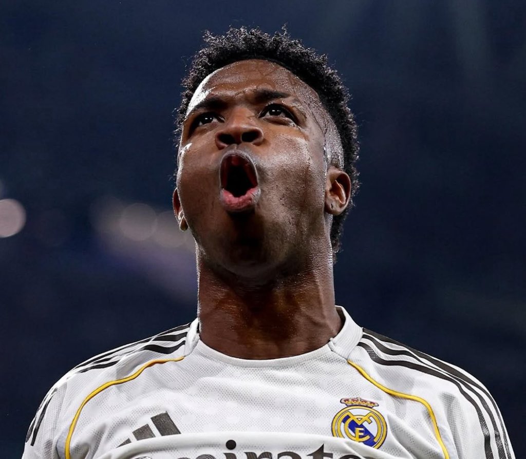 fla_infos's tweet photo. O melhor jogador do mundo, atualmente.

Vinicius Jr, senhoras e senhores! https://t.co/xTKqjp944c