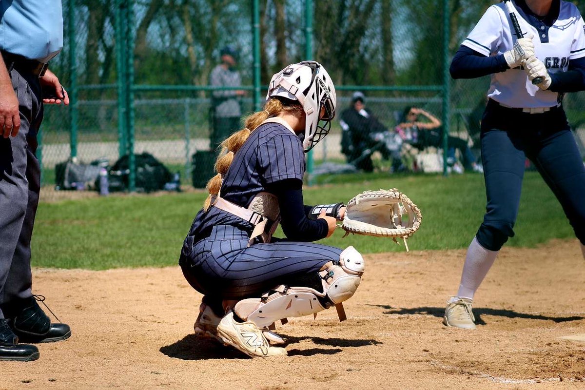 LillyanaCrawford2028 tweet media