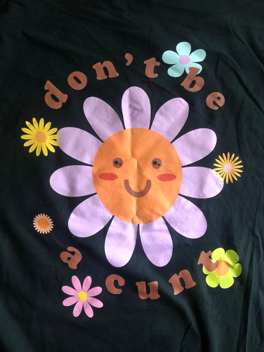 sbprime's tweet photo. This has to be the funkiest Dragon Ball shirt ever made. 😳 https://t.co/VaPuPp9sXd
