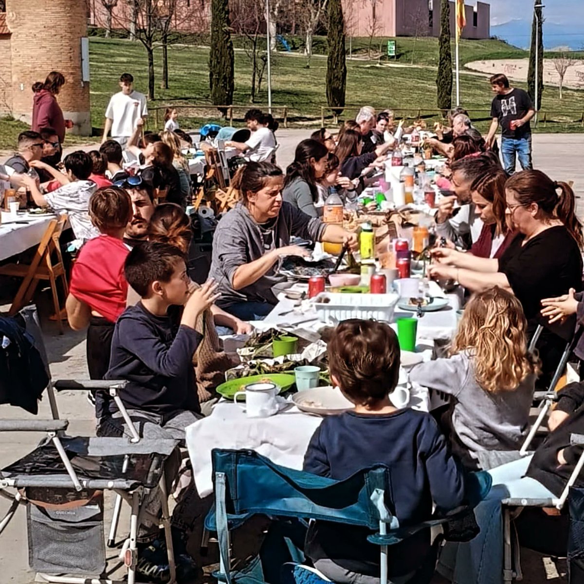 Club Handbol Vic tweet media