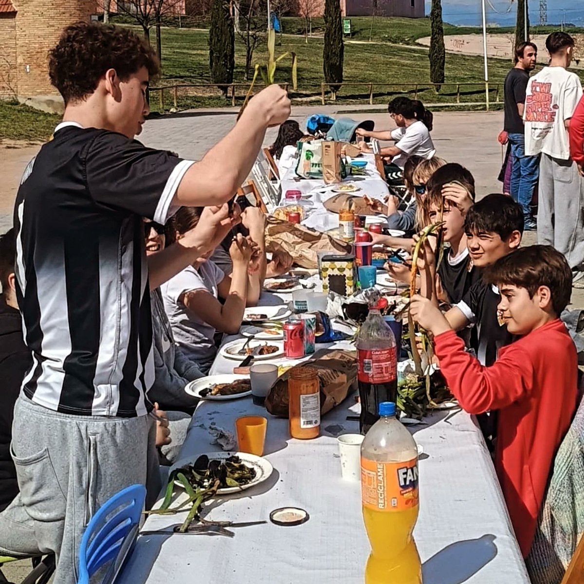 Club Handbol Vic tweet media