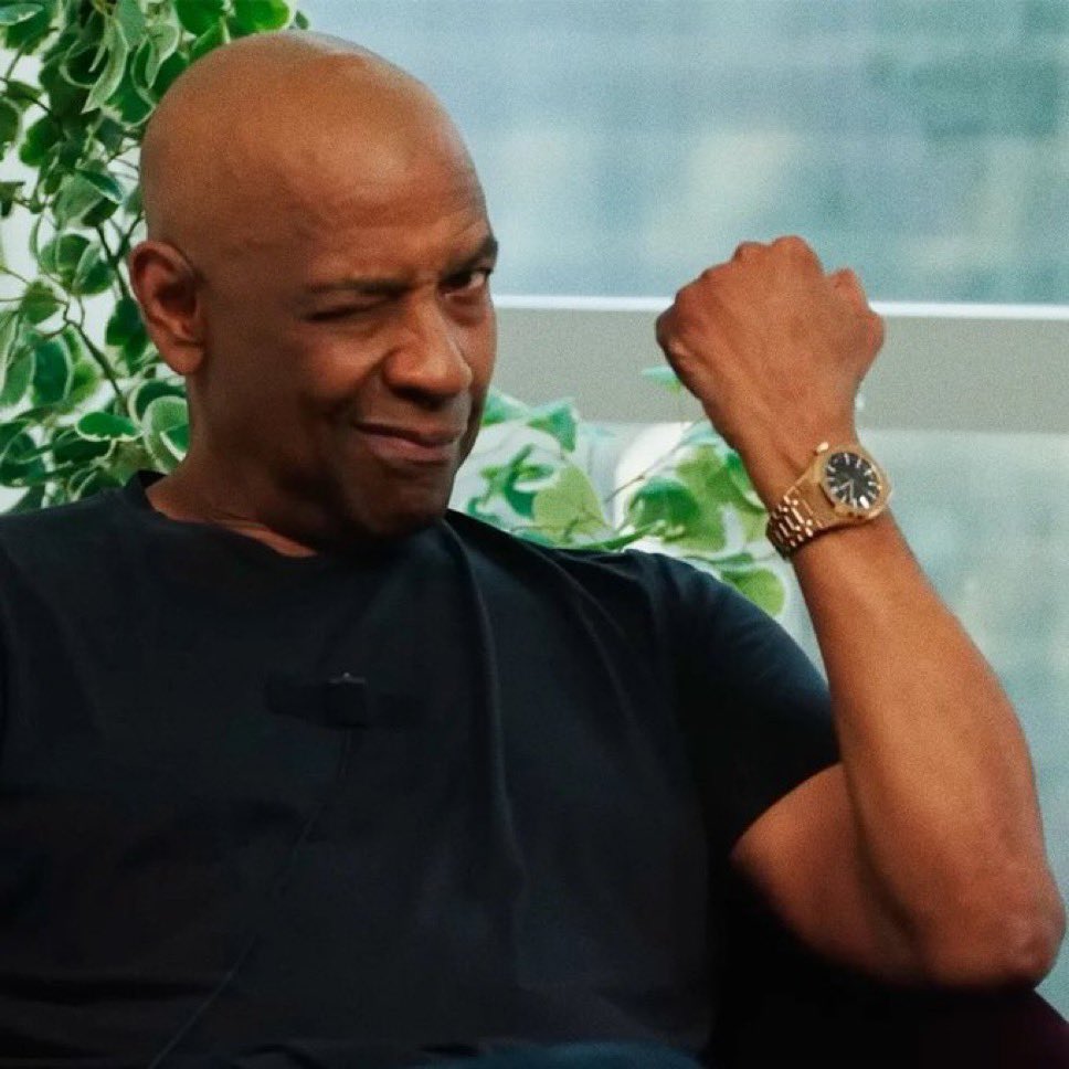 Miah🖤 tweet media