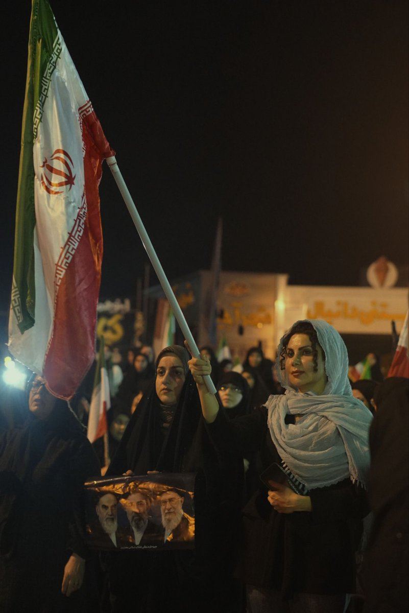 دشمن روی اختلافات حساب کرده بود،
اما چیزی که دید «وحدت در میدان» بود.
باید حواسمان باشد؛ هر حرف و اقدامی که این انسجام را بشکند، بازی در زمین دشمن است.
#لبیک_یا_خامنه_ای #حماسه_آفرینان