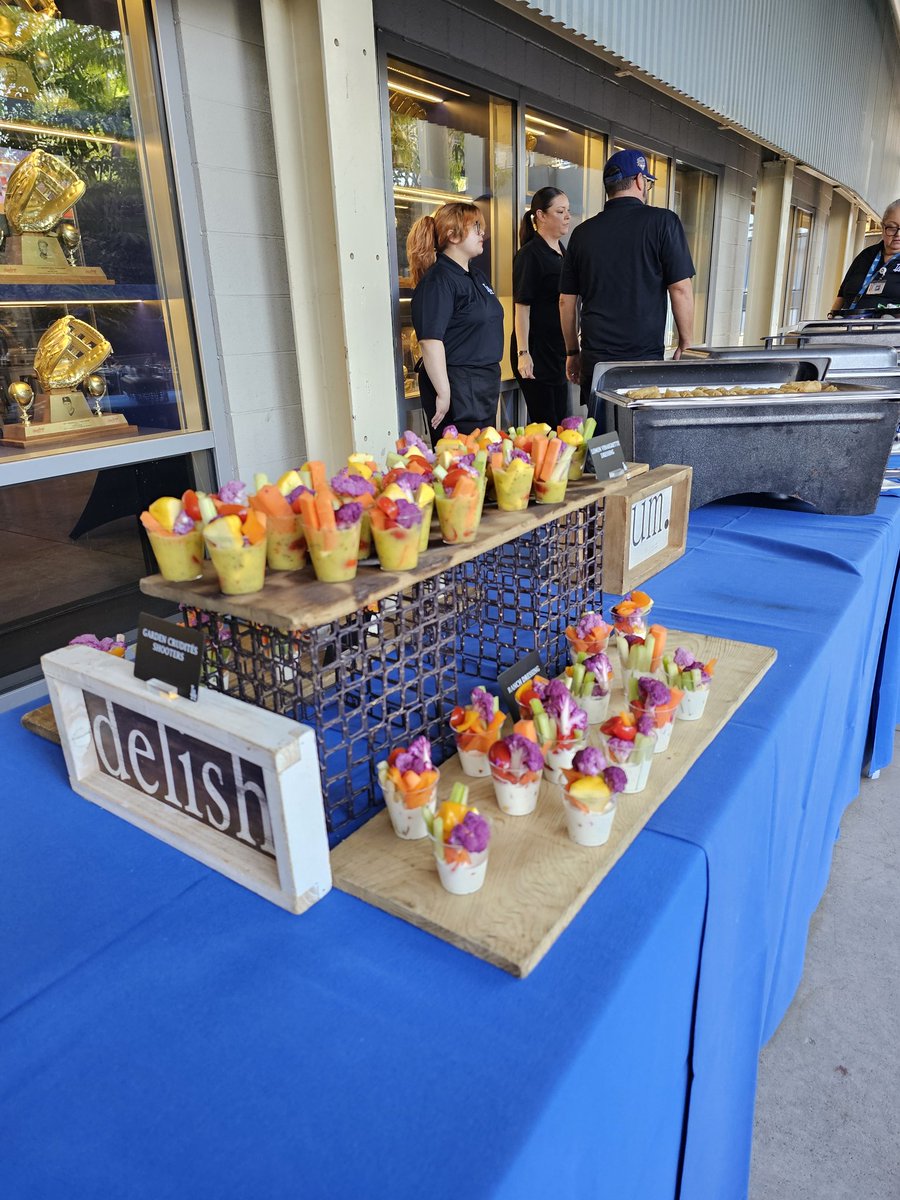 PONG 🐔 tweet media