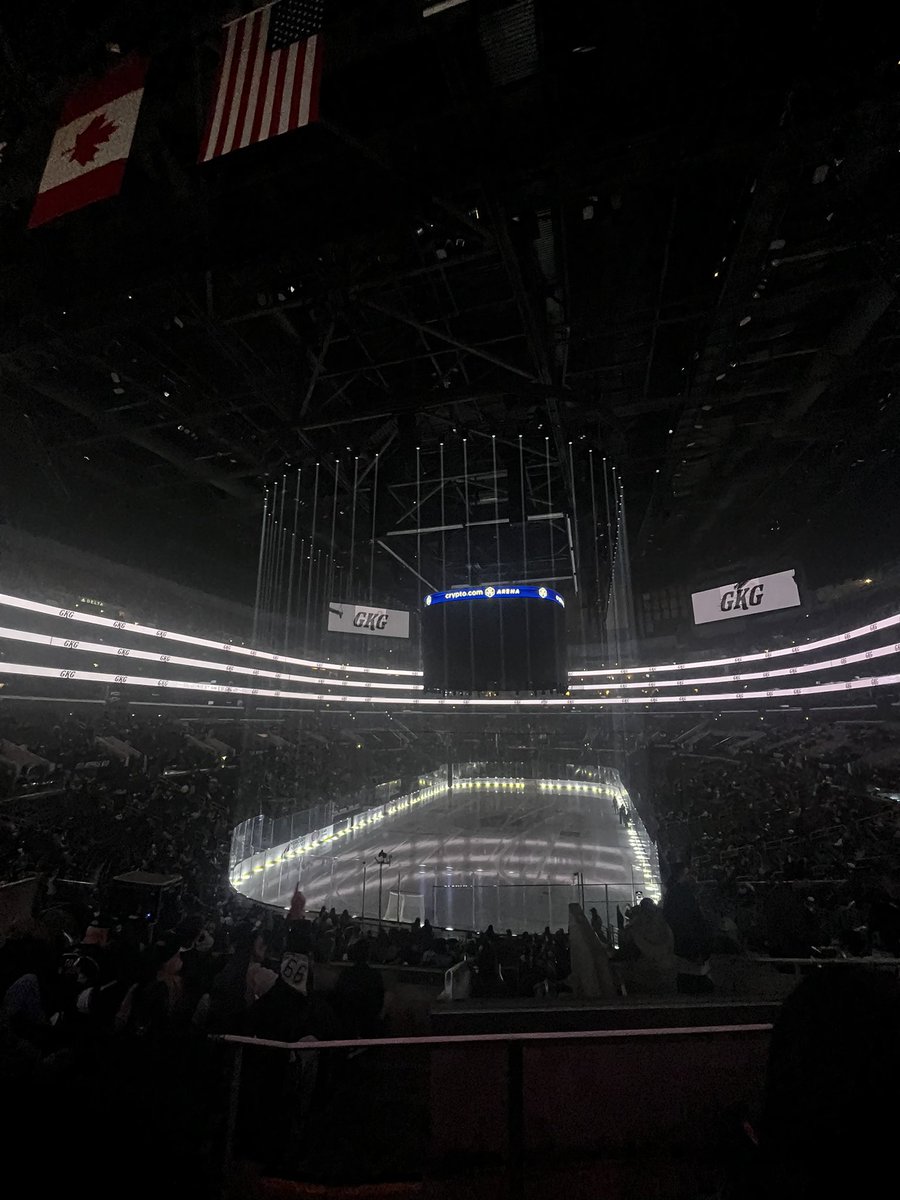 mia ミ☆ tweet media