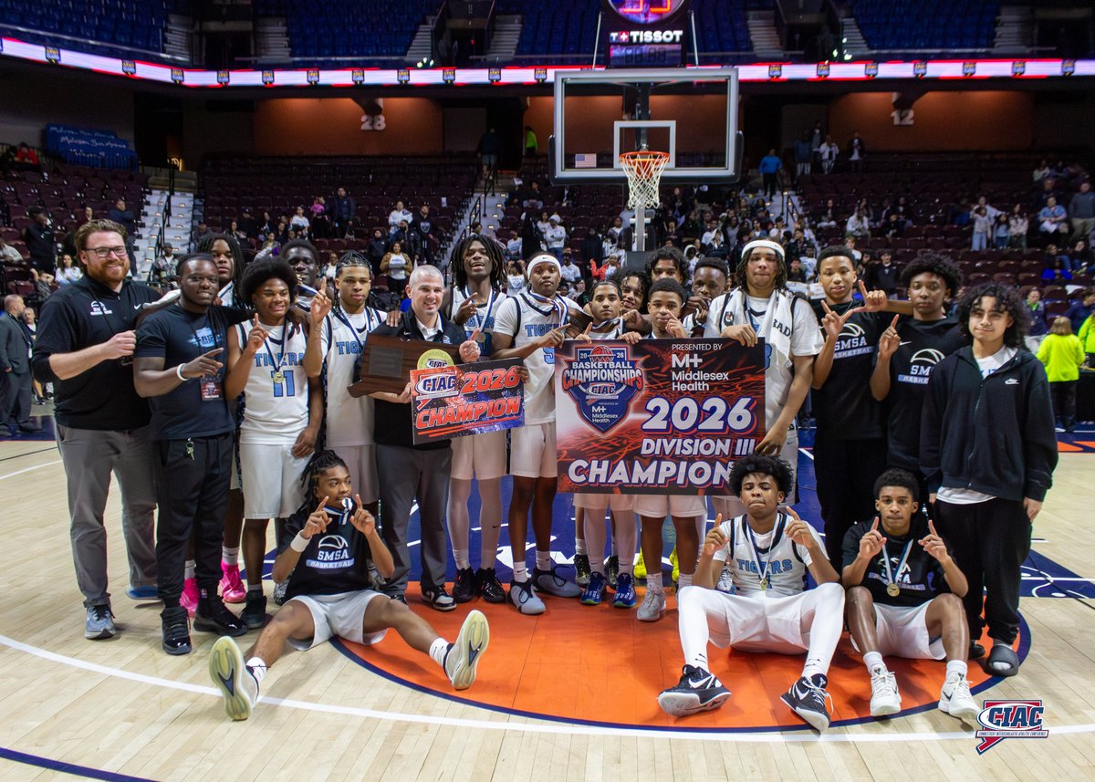 ciacsports's tweet photo. SMSA claims their first CIAC Division III State Championship title against Stratford with a 71-54 victory. #ctbb https://t.co/T1BFrLTe2P
