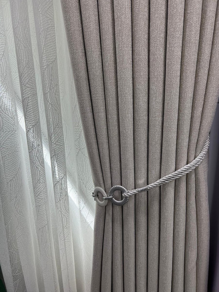 Curtain specialist tweet media
