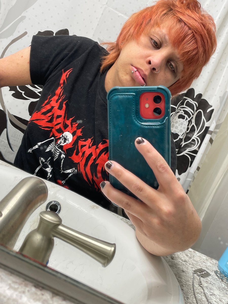 flux☁️ tweet media