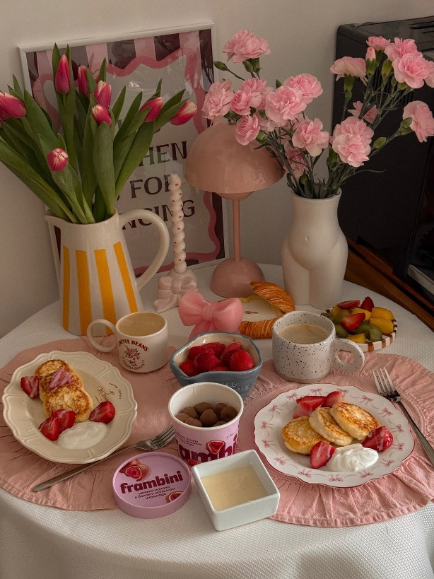 Red Riding Hood 💜🦋 tweet media