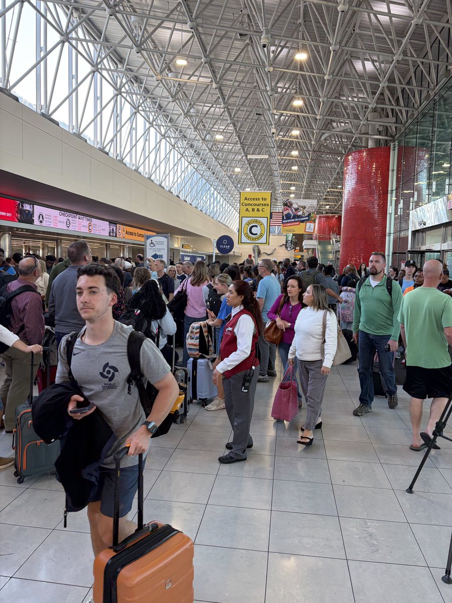 Troyotathon tweet media