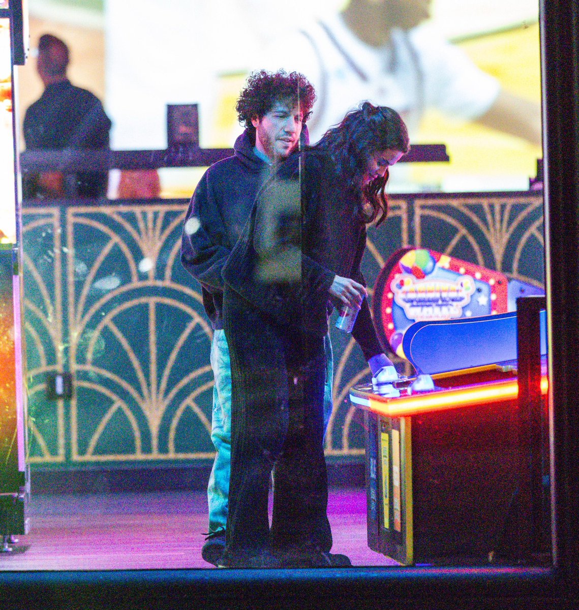 WorldwideSelG Media | Fan Account tweet media