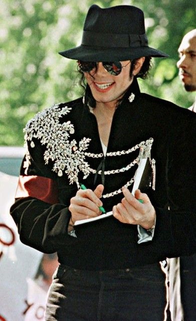 SNIPERADOS 59 tweet media