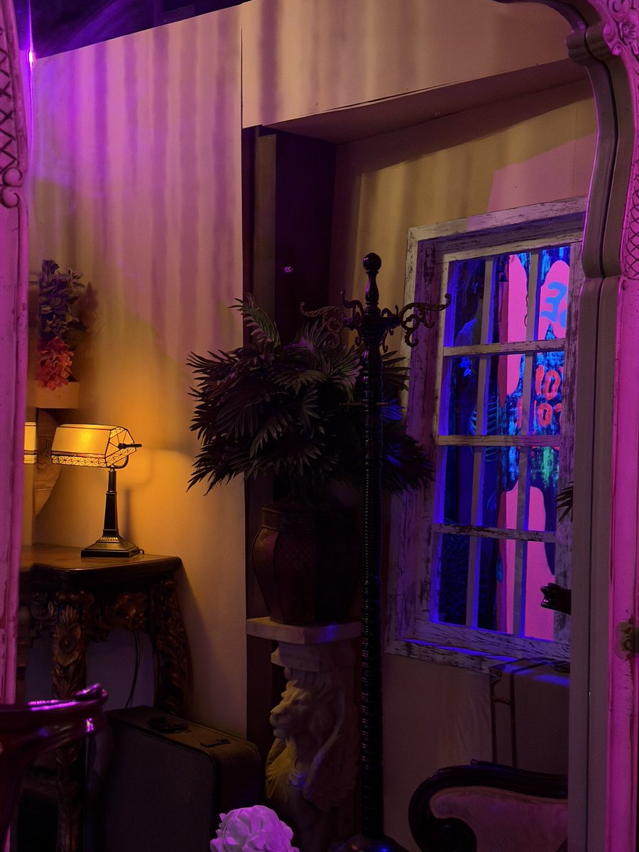 maloneandmorgan_ 🤍🍻🚬 ✭ saw Austin 6/10/25 tweet media