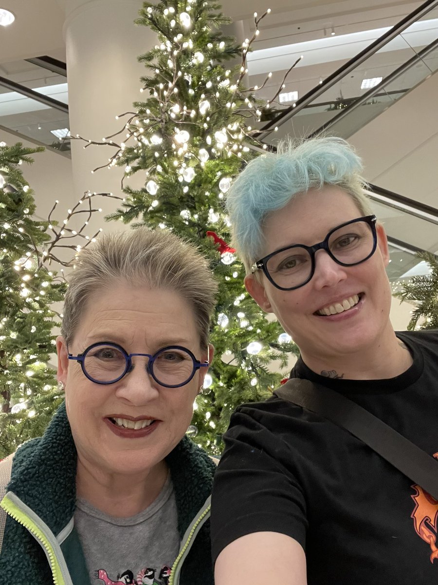 Karls (legally baby) tweet media