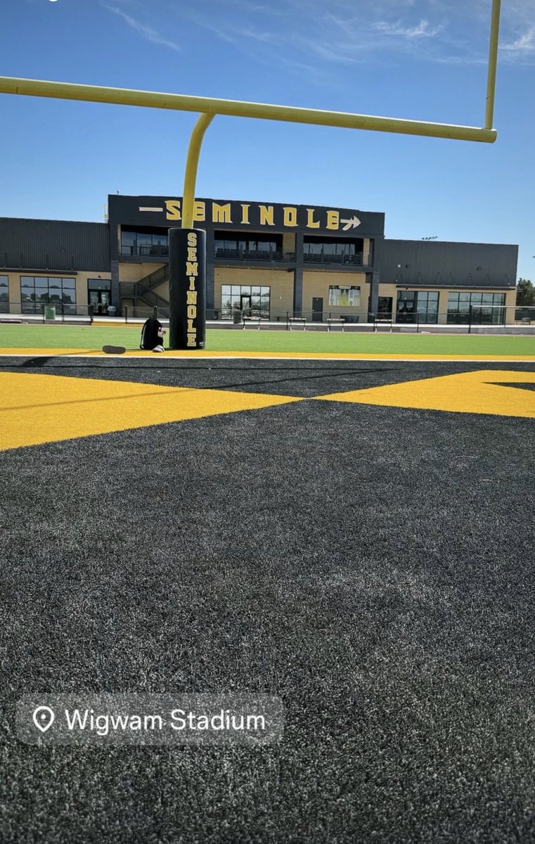 Jaycee_corrales's tweet photo. Another day, Another opportunity to get better.🙏🏽
@SHSIndianFB @CoachPoynorSHS @CoachPoynor https://t.co/pW1igmn4E8