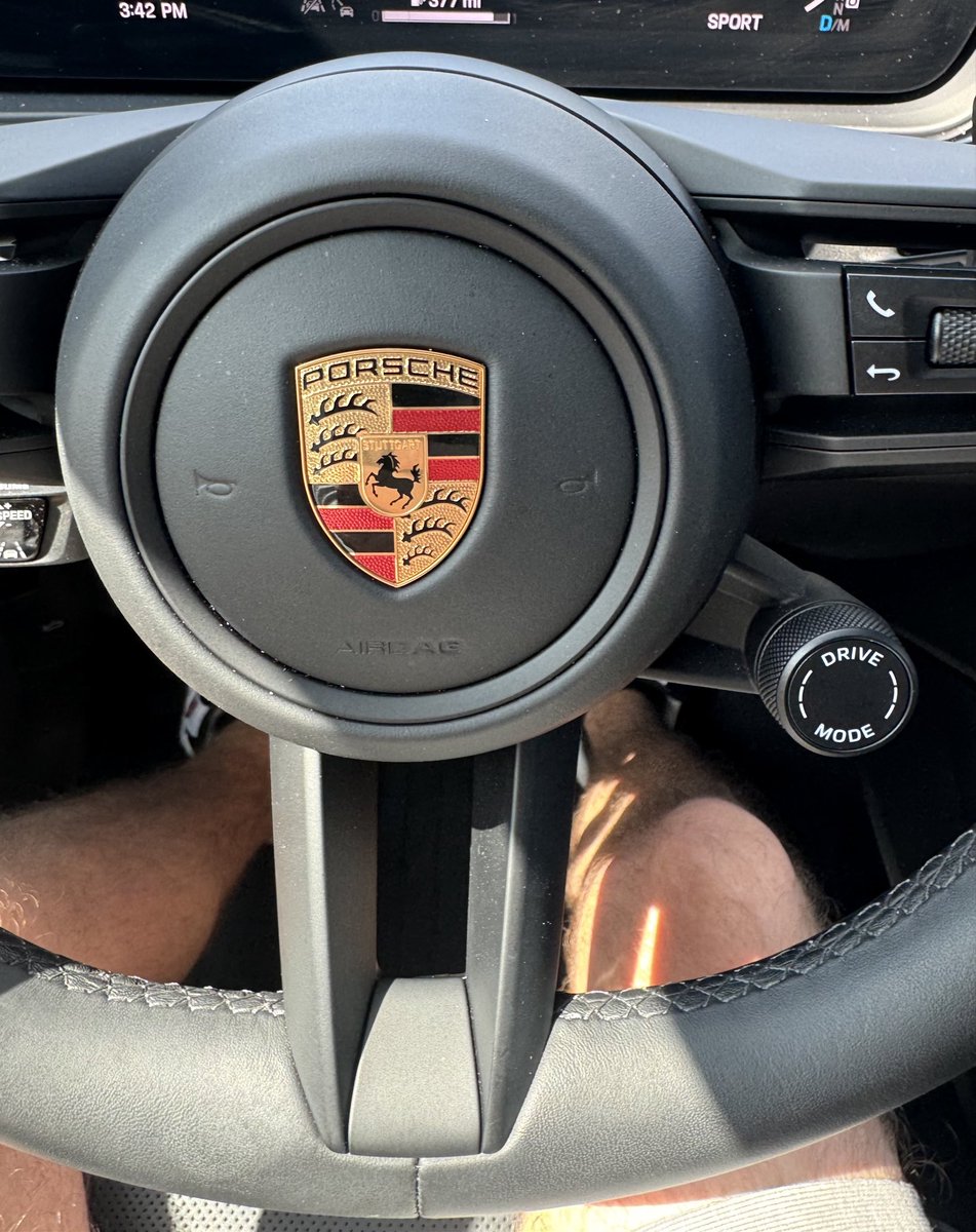 Ghost_AwyeeDeaterBob tweet media