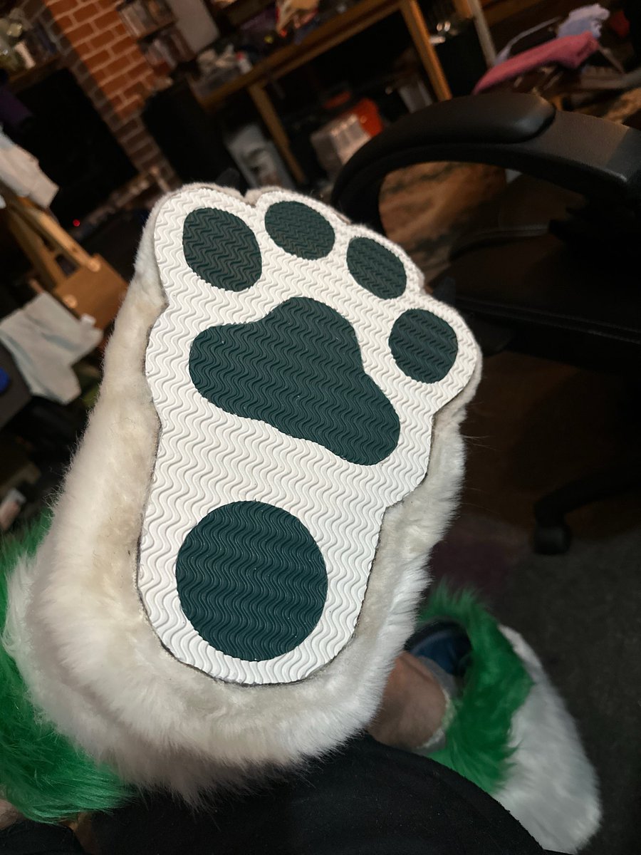 Corasik 🔜Confuzzled26 tweet media