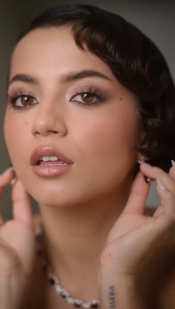 Isa Merced Daily tweet media