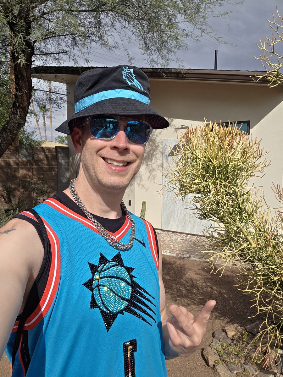 𝐊𝐞𝐯𝐢𝐧 tweet media