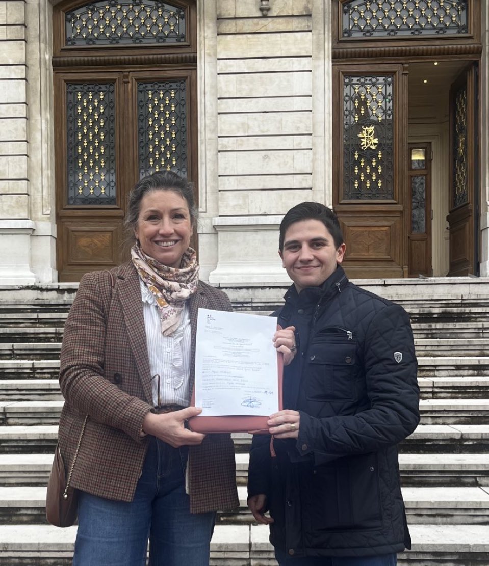 Adrien.Muller tweet media