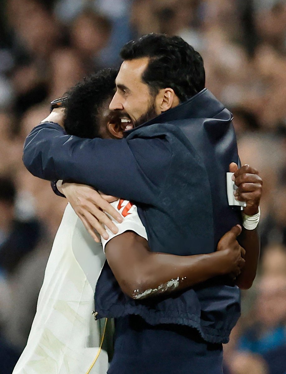 (fan) REAL MADRID FANS 🤍 tweet media