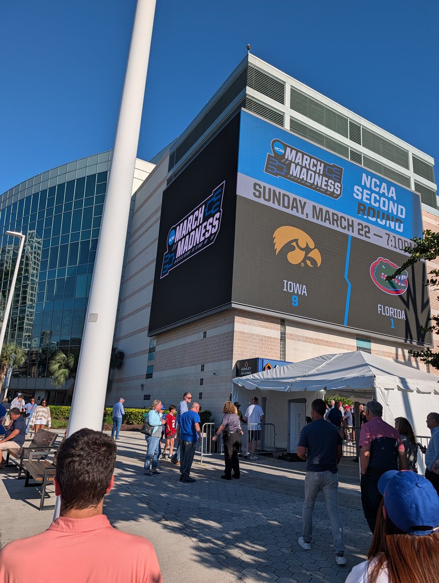 Under Construction tweet media